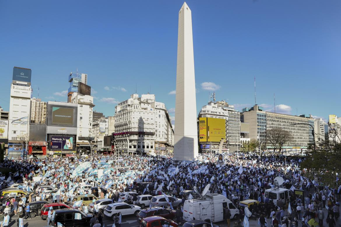 Marcha contra el Gobierno de Alberto Fernández en el Obelisco, NA