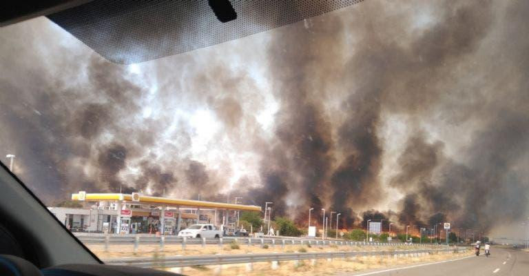 Incendios en Córdoba: las llamas llegan cerca de la autopista