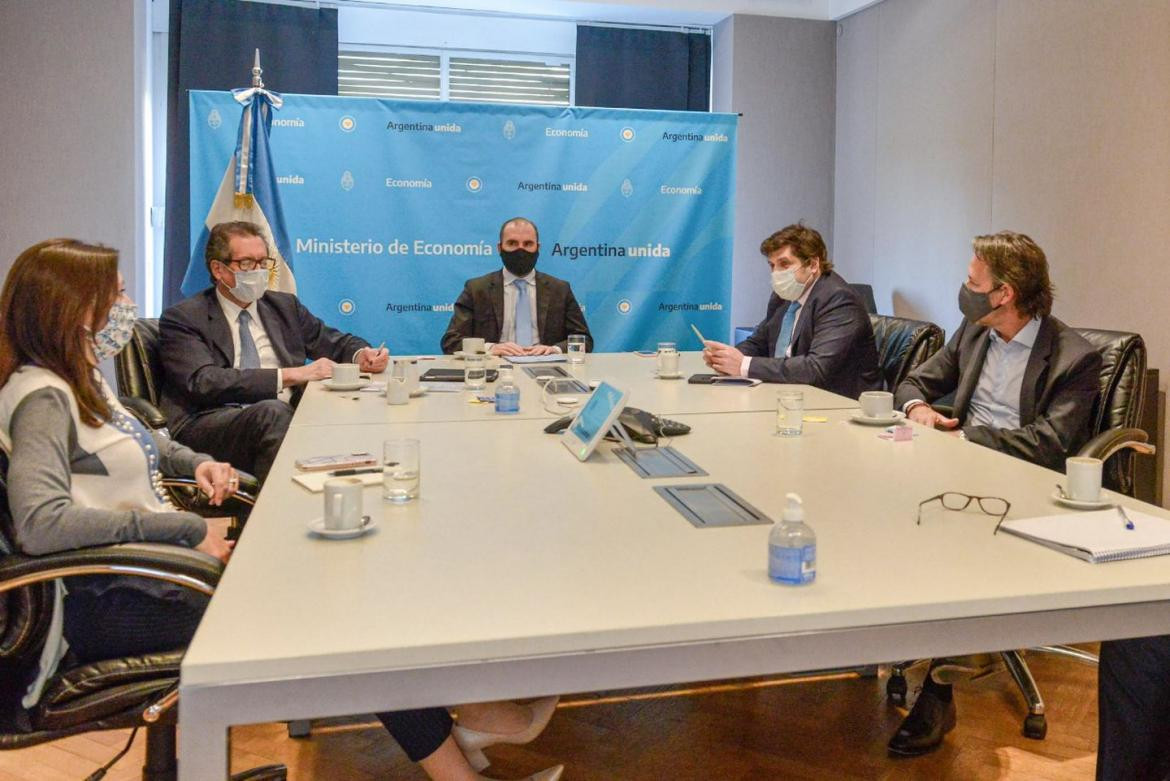 Martín Guzmán, Miguel Pesce y Sergio Chodos en la última reunión con los enviados del FMI, Foto Ministerio de Economía