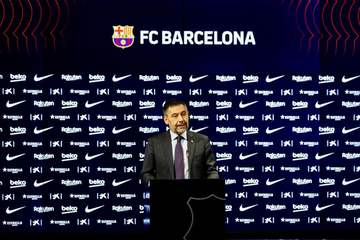 Josep Maria Bartomeu presentó su renuncia como presidente del Barcelona de España, NA