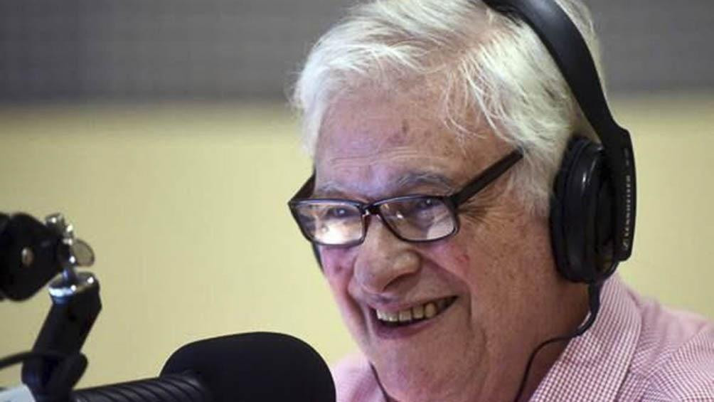 El icónico conductor y locutor Héctor Larrea anunció su retiro de la radio