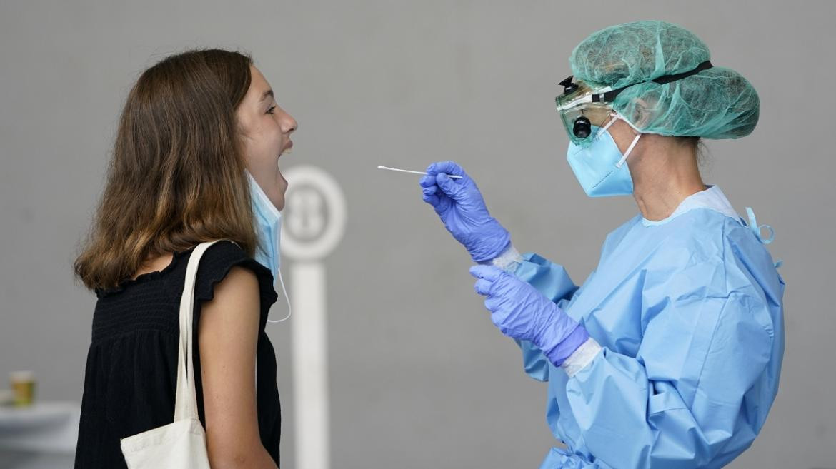 Coronavirus Test Pcr, Reuters.