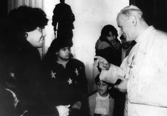 Diego Mardona, Papa Juan Pablo II
