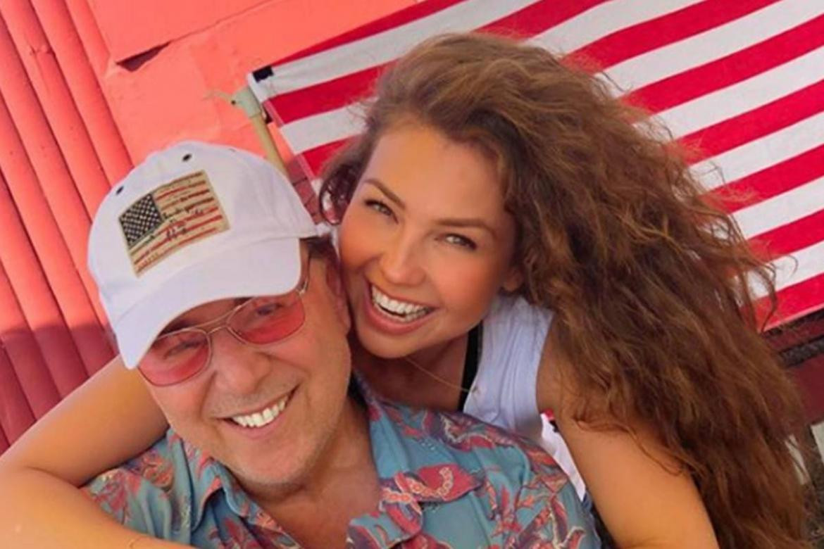 Thalía celebró 22 años de amor junto a Tommy Mottola