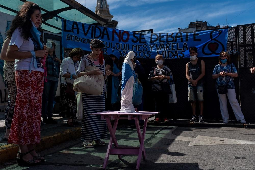 Manifestación por debate del aborto en Argentina, foto Reuters