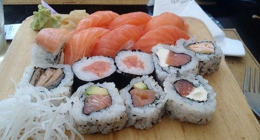 Sushi, comida