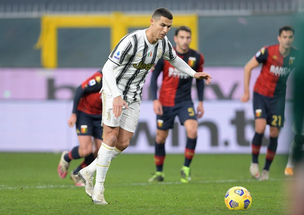 Juventus, Cristiano Ronaldo ante Genoa, Serie A, fútbol italiano, Foto Reuters