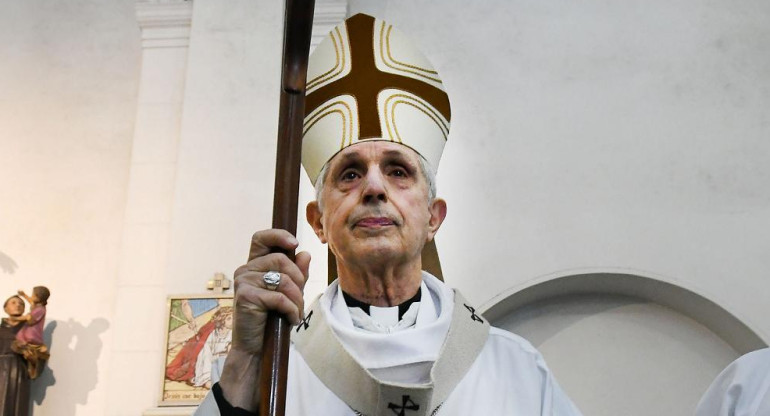 Cardenal Mario Poli, Iglesia, Foto NA
