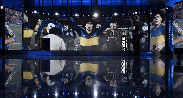 Homenaje de FIFA a Maradona en los Premios The Best, REUTERS