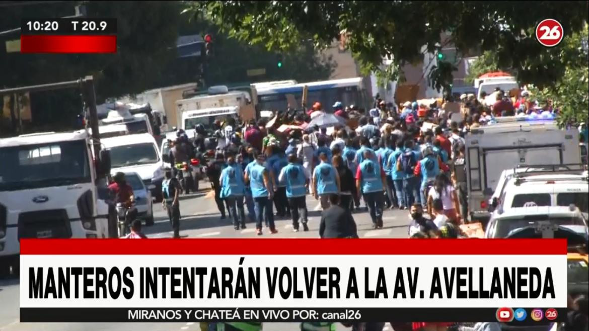 Protesta de manteros en Avellaneda, CANAL 26