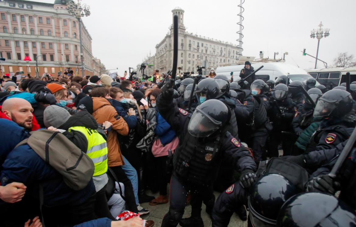 Москва против власти