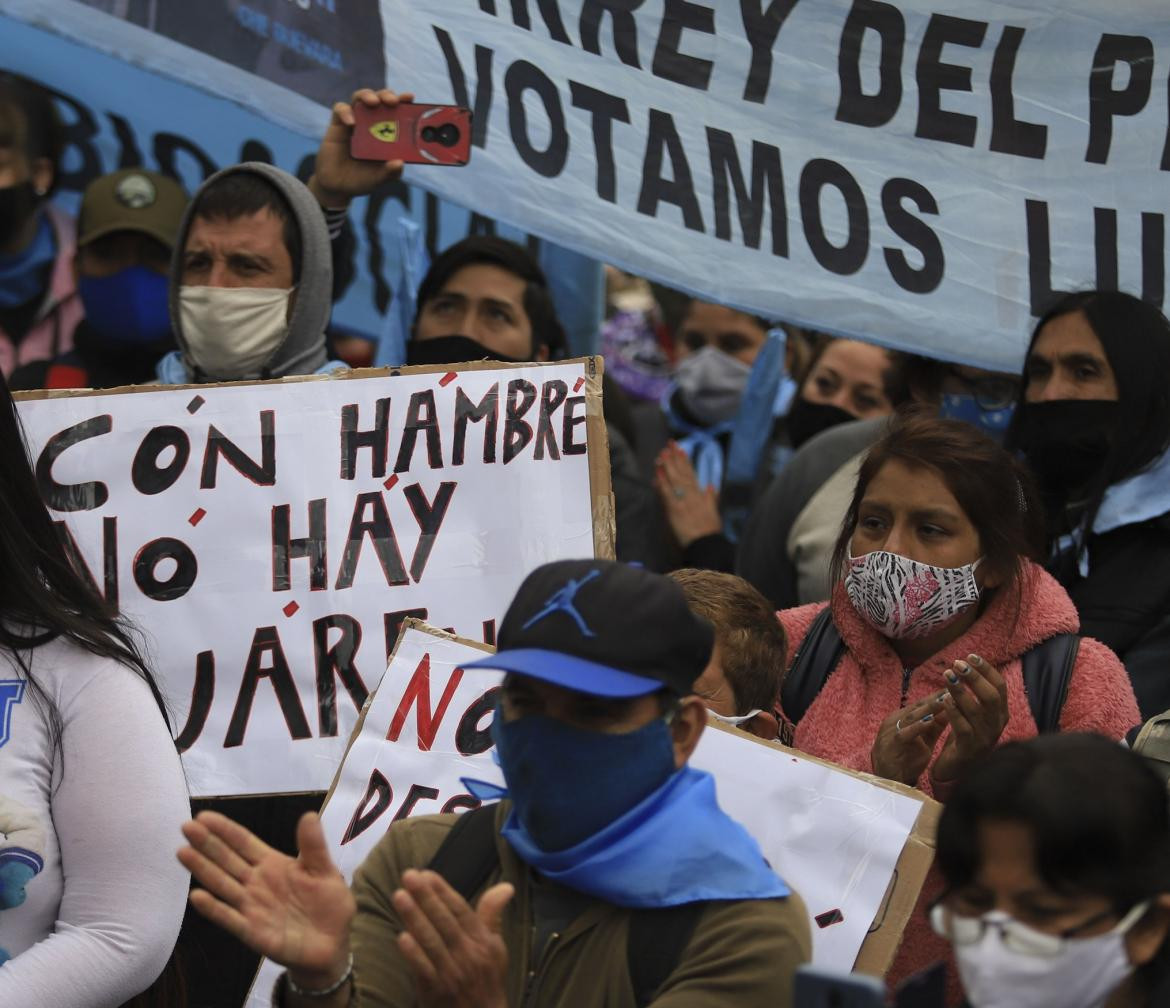 Movimientos sociales, control de precios, Agencia NA