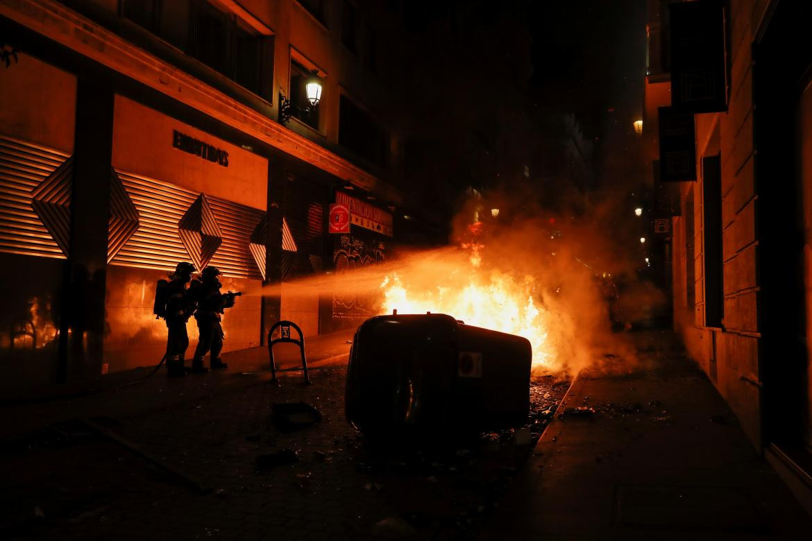 Incidentes en España tras la detención de Pablo Hasél, REUTERS