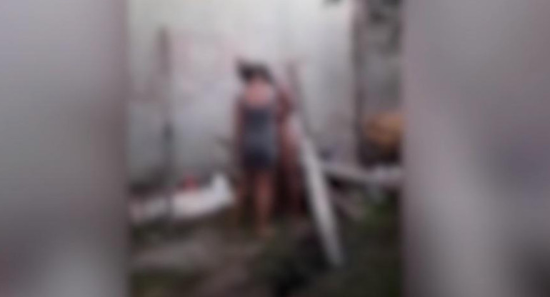Dos mujeres desnudaron, agredieron y filmaron a joven con discapacidad en Entre Ríos