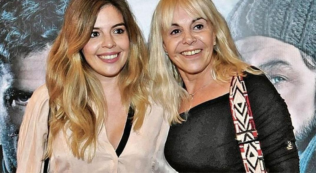 Dalma Maradona y Claudia Villafañe