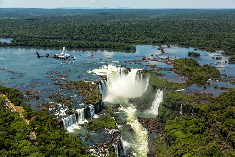 Foz de Iguazú, Cataratas, Brasil, frontera con Argentina, turismo