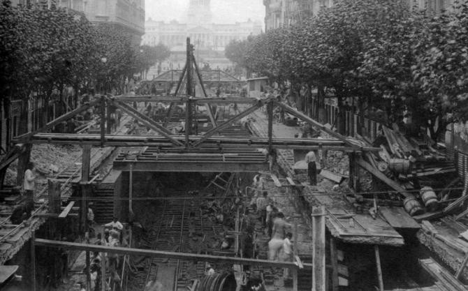 Avenida de Mayo, construcción del subte en 1912, turismo, Buenos Aires