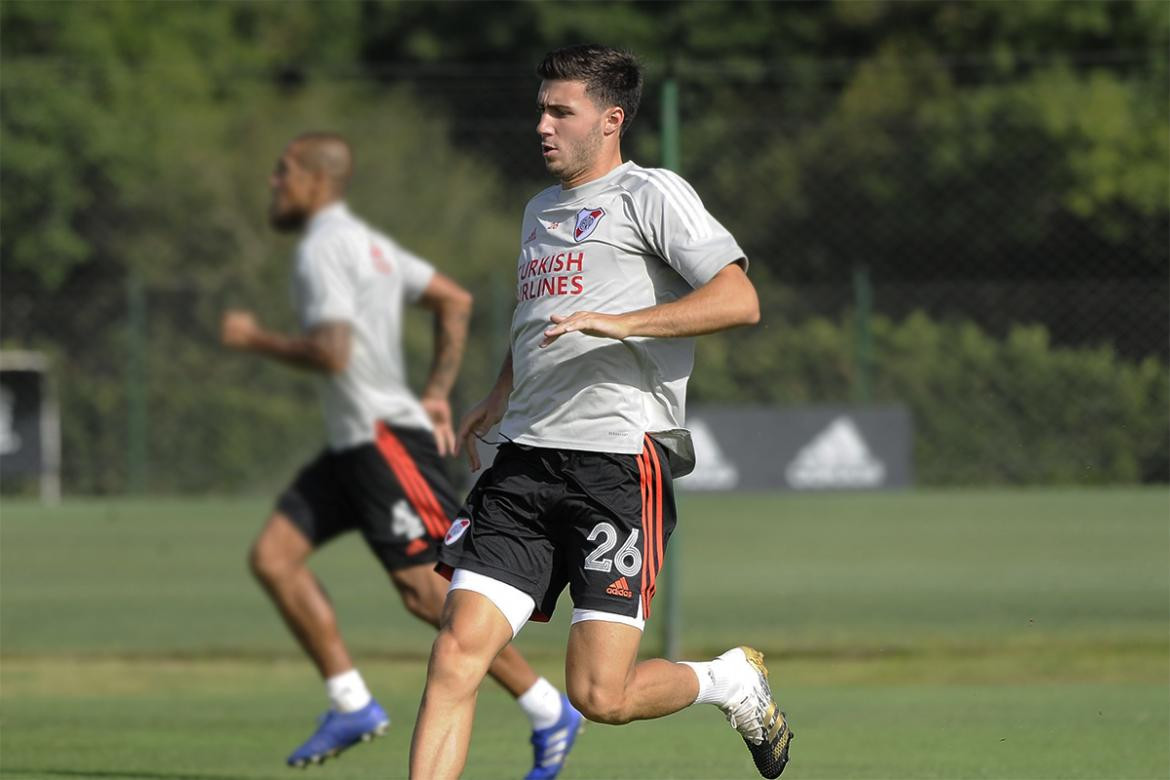 Fabrizio Angileri, River Plate, entrenamiento, fútbol argentino, Foto NA