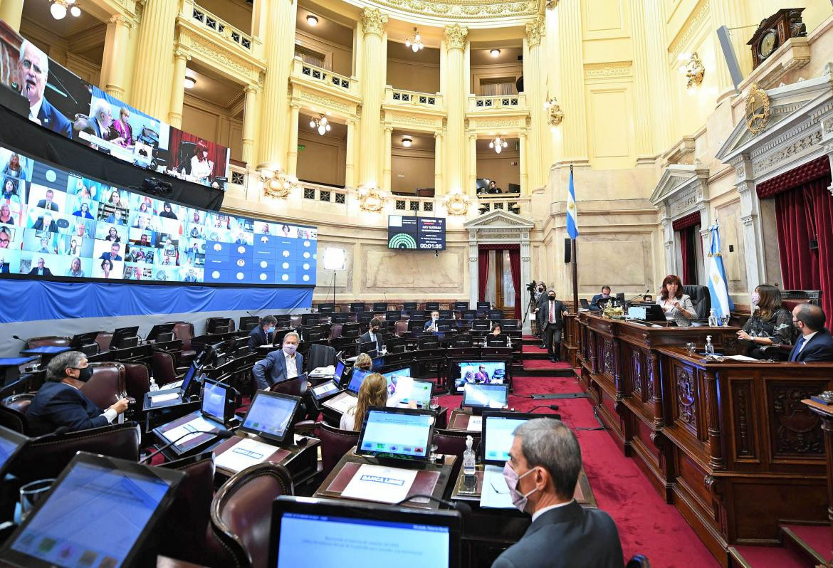 Sesion del Senado, AGENCIA NA