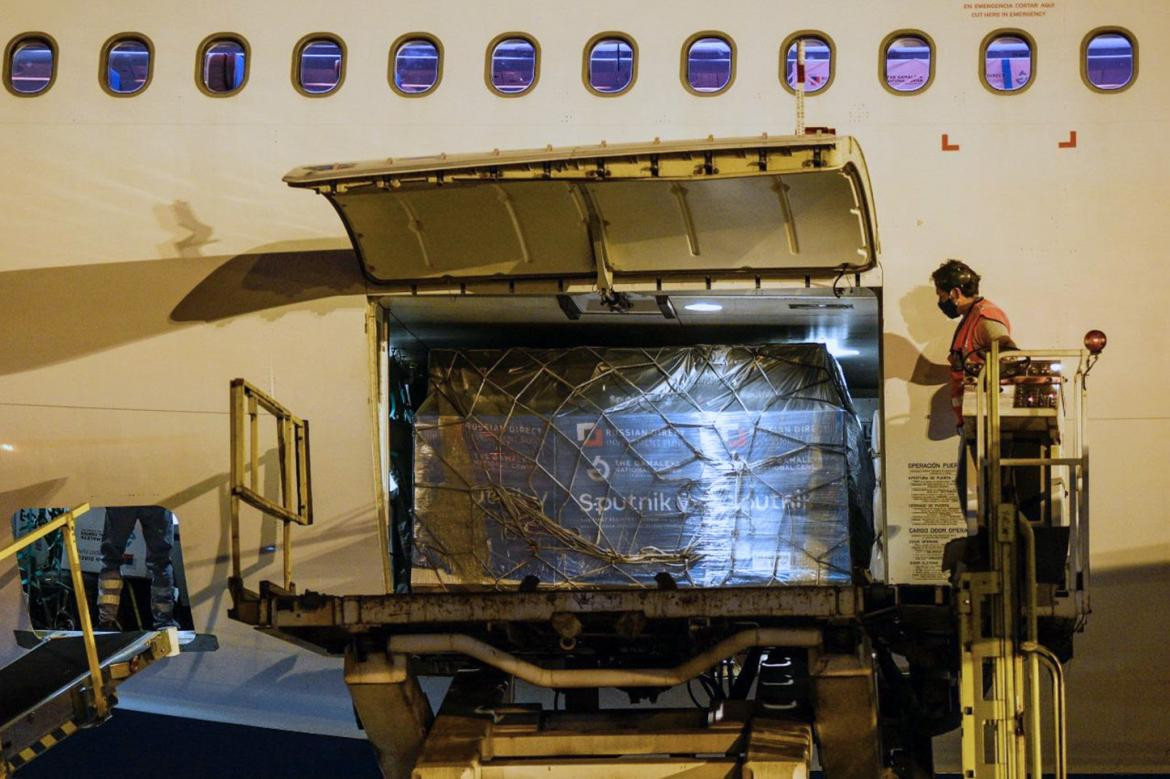 Avión de Aerolíneas Argentina, vacunas por coronavirus, NA