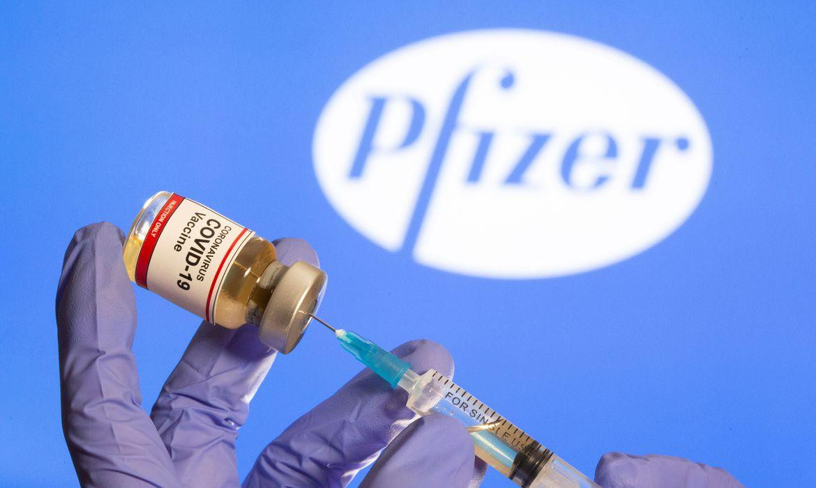 Vacuna Pfizer, coronavirus, Reuters