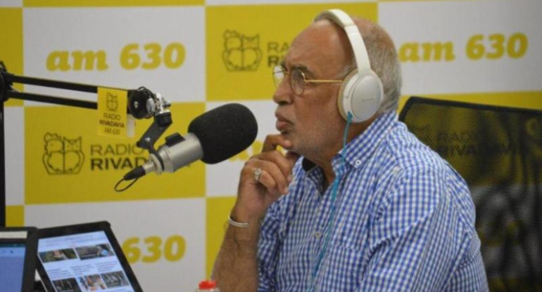 Oscar González Oro, radio