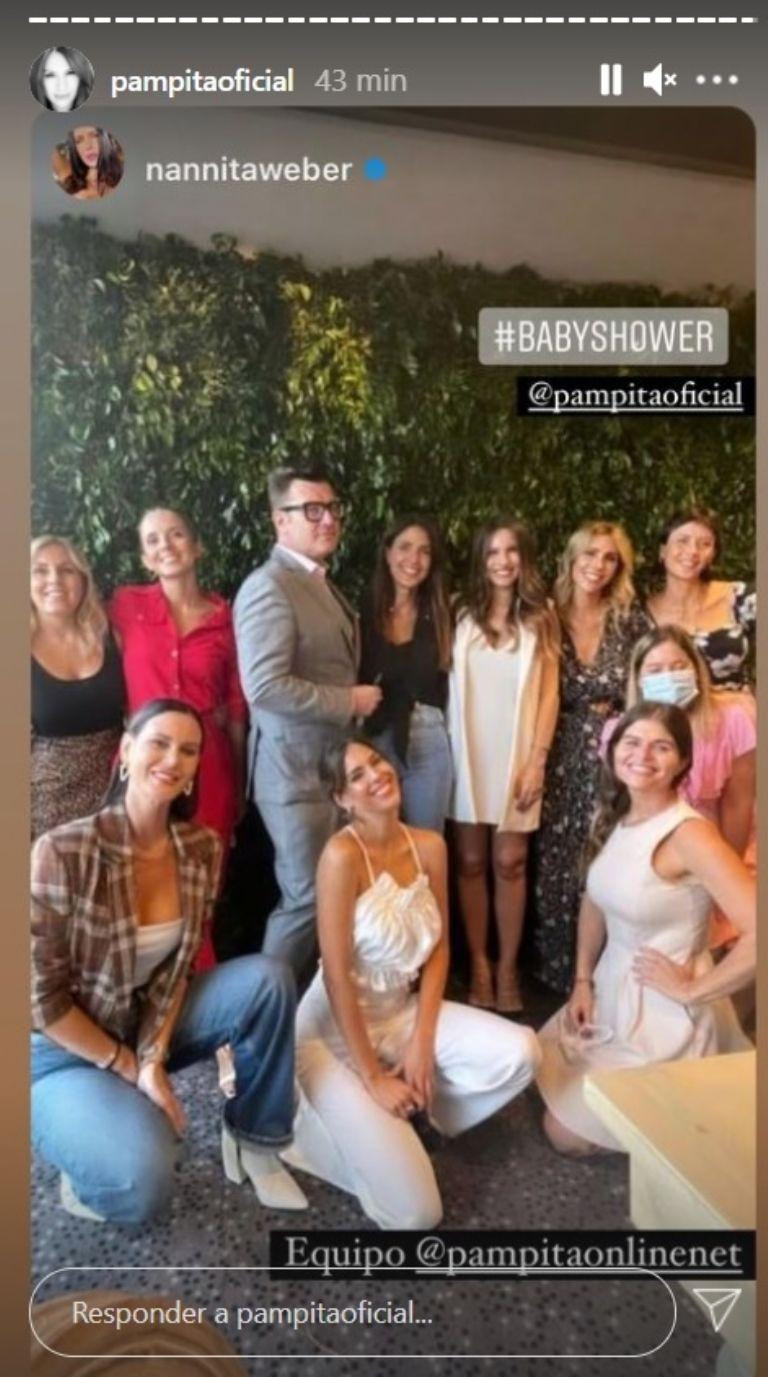 Pampita se defendió de las críticas por su baby shower