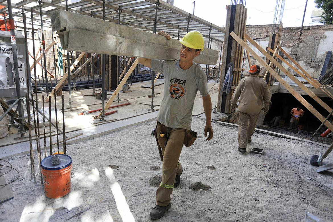 Construcción, obra en construcción, materiales para la construcción, Foto NA