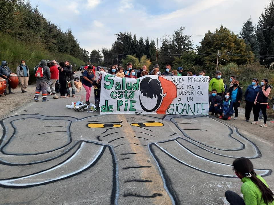 Protesta de trabajadores de la salud en Villa La Angostura, GENTILEZA La Angostura Digital