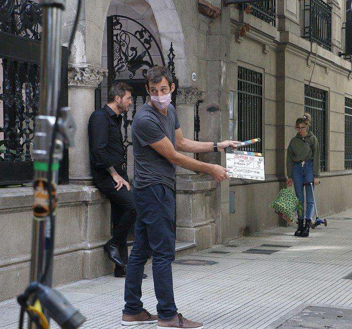 Marcelo Tinelli y Guillermina Valdés, grabando la apertura de ShowMatch. Foto Movilpress.