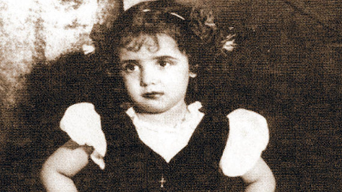 Eva Duarte de bebé, 102 años de su nacimiento