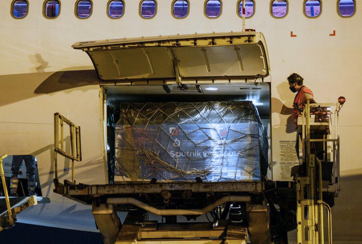 Avión de Aerolíneas Argentina, vacunas por coronavirus, ´Sputnik V, NA