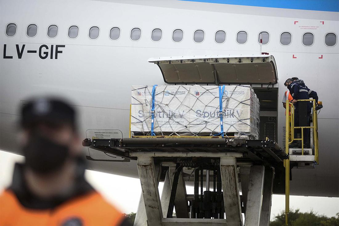 Avión de Aerolíneas Argentina, vacunas por coronavirus, NA