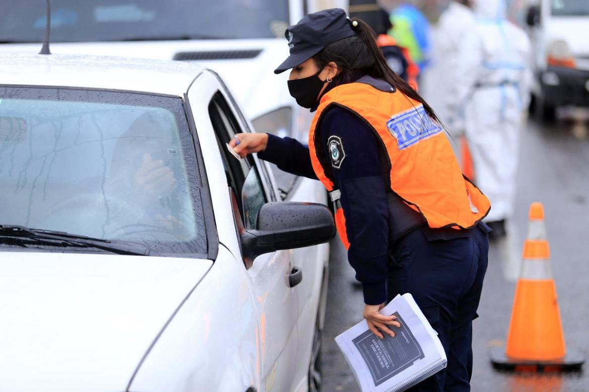 Controles vehiculares en accesos a CABA por pandemia de coronavirus, NA