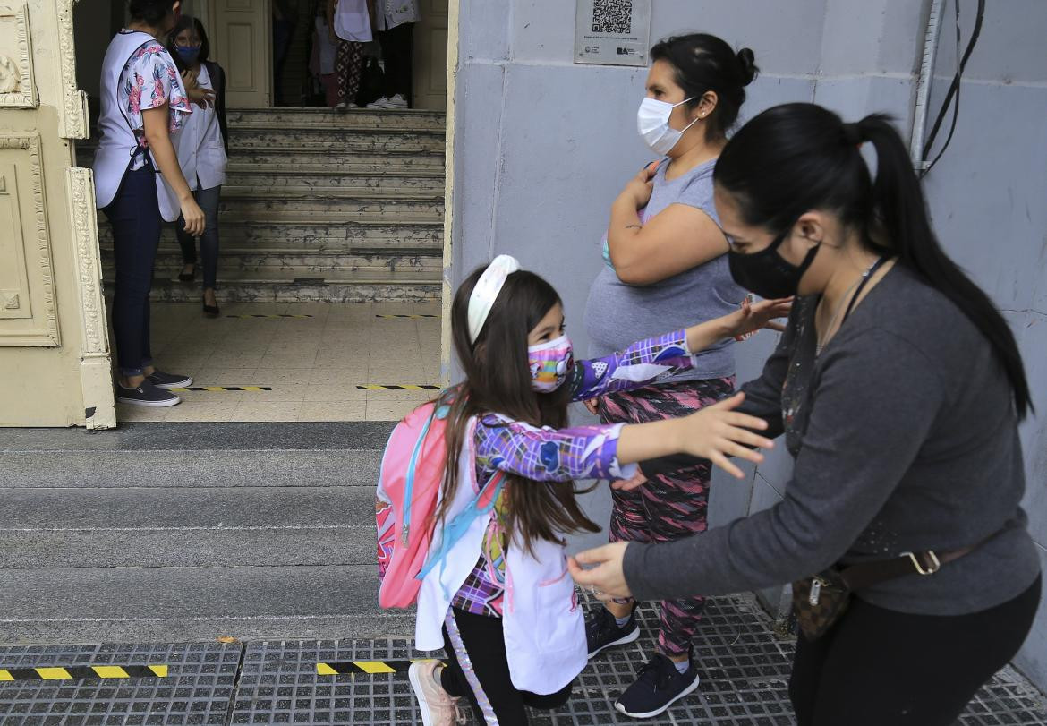 Clases presenciales en pandemia, Agencia NA