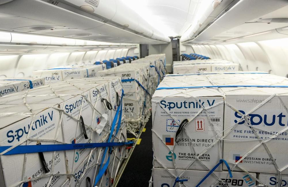 Vacuna rusa Sputnik V contra coronavirus, avión de Aerolíneas Argentinas, Foto Presidencia