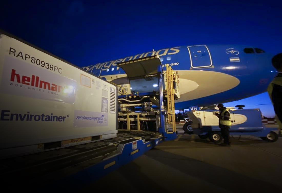 Avión de Aerolíneas Argentina, vacunas por coronavirus, NA