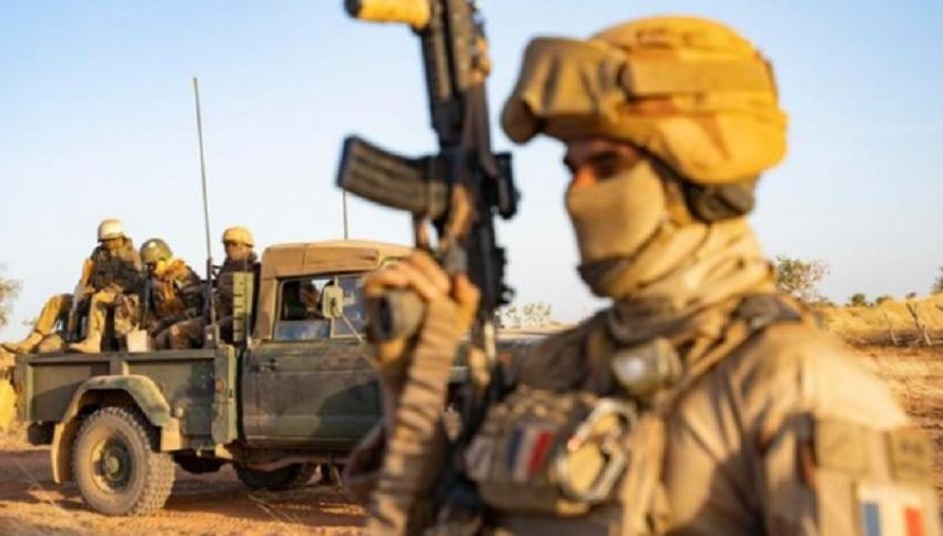 Ejército francés informa que mató al líder de Al-Qaeda