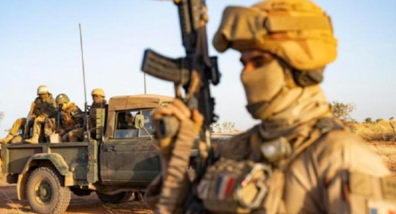 Ejército francés informa que mató al líder de Al-Qaeda