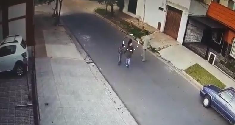 Femicidio en Villa Luzuriaga, captura video