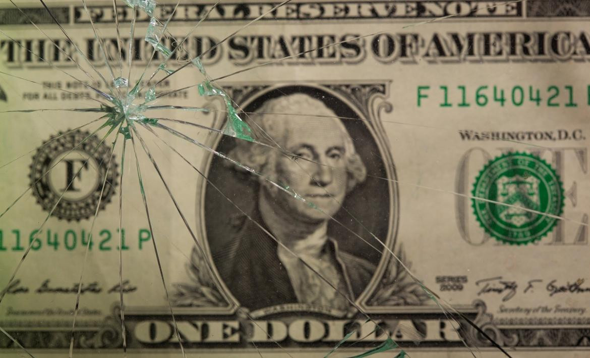 Dólares rotos, economía, Reuters.