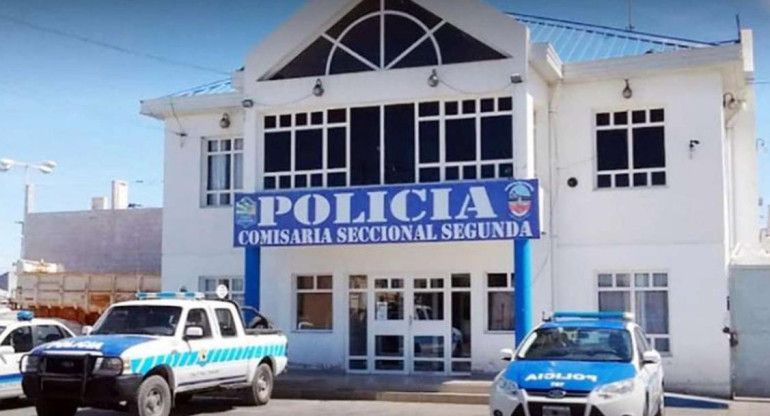 El detenido quedó alojado en la Comisaría Segunda de Las Heras. (Foto: gentileza Radio 3 Cadena Patagonia).
