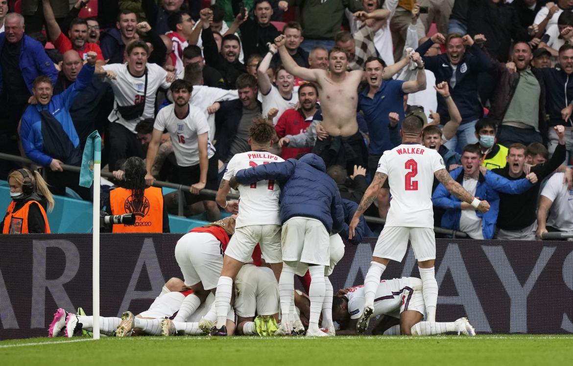 Festejo de Inglaterra ante Alemania por la Eurocopa, REUTERS
