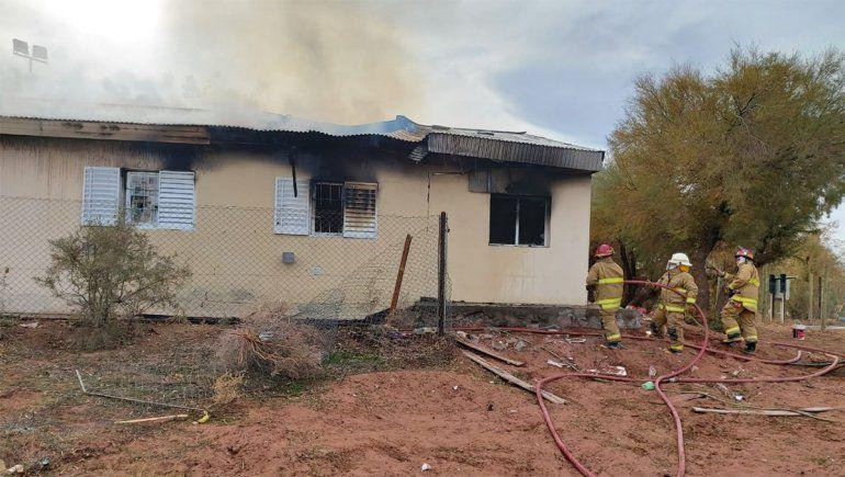 Explosión en escuela rural de Neuquén