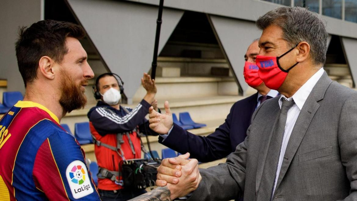 Lionel Messi y Laporta, Barcelona, Reuters