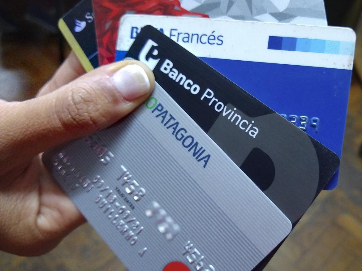 Tarjetas de crédito y débito, economía argentina, NA