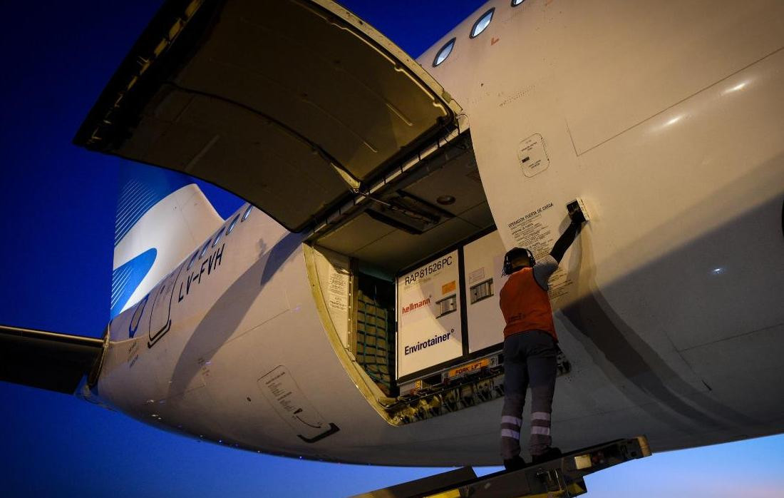 Avión de Aerolíneas Argentina, vacunas por coronavirus, foto Presidencia