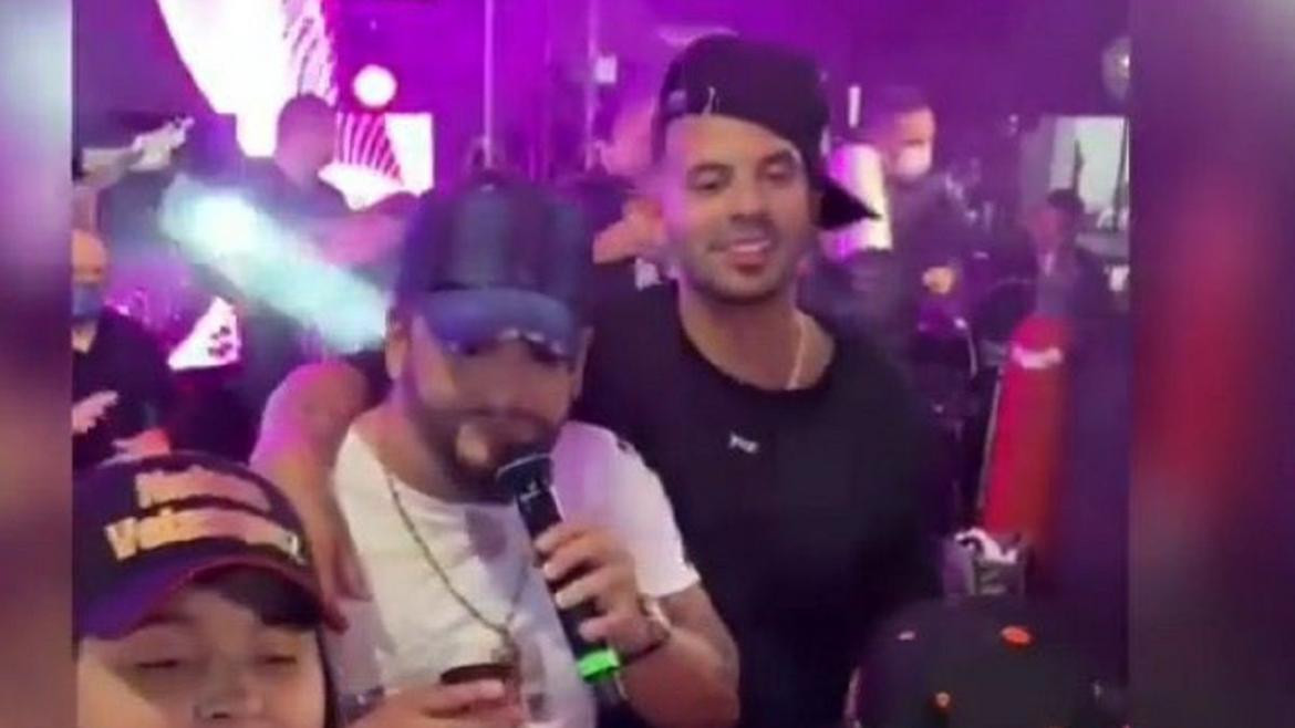 Edwin Cardona de fiesta en Colombia