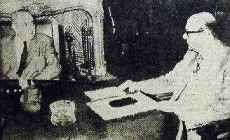 Mor Roig ministro del Interior, conversa con el Dr. Ricardo Balbín presidente de la UCR del Pueblo durante la audiencia con la cual se inicio el periodo de consulta a los partidos politicos, 6 de abril de 1971
