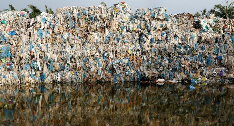 Italia descubre una ruta ilegal de desechos plásticos al Sudeste asiático